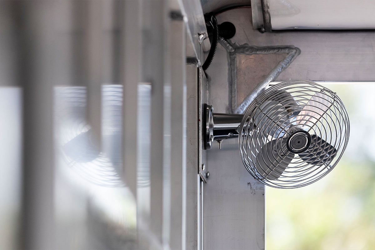 Interior corner mounted fan in aluminum horse trailer by Frontier Trailers